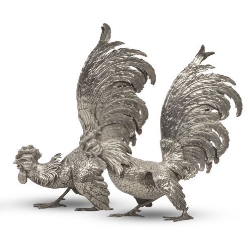 Pareja de gallos de plata.España, S. XX.