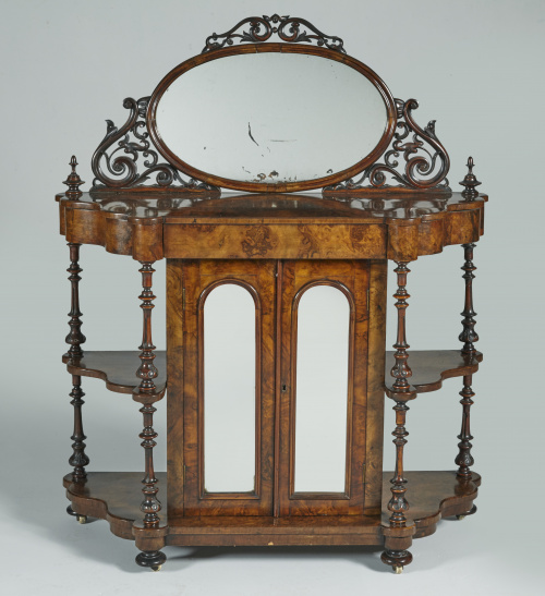 Aparador victoriano en madera de raíz de nogal, columnas to