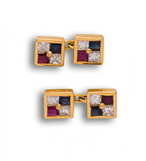 Gemelos dobles con diamantes princesa combinados en damero 