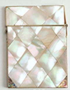 Tarjetero de nácar.Trabajo angloindio S.XIX