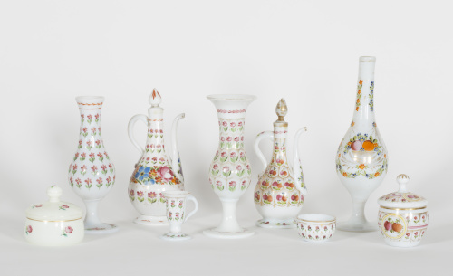 Candelero en opalina esmaltada.Beykoz, Turquía Otomana, S.