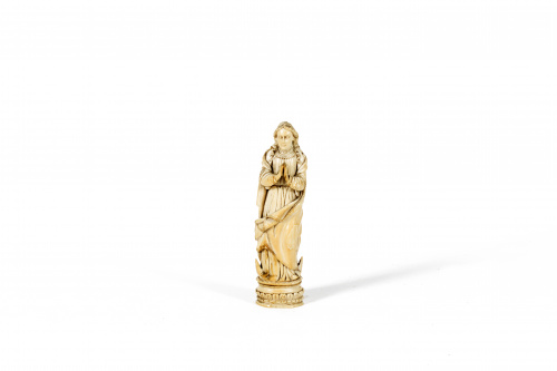 InmaculadaMarfil tallado y doradoTrabajo Indoportugués, g