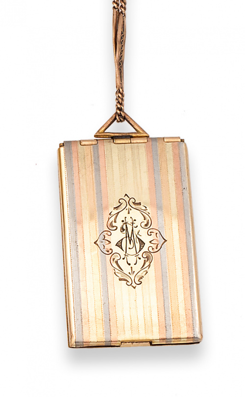 Colgante portafotos de pps.s.XX con cadena larga.