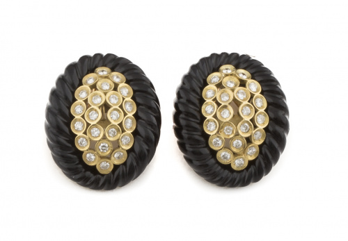 Pendientes ovales de GREGORY con brillantes en nido central