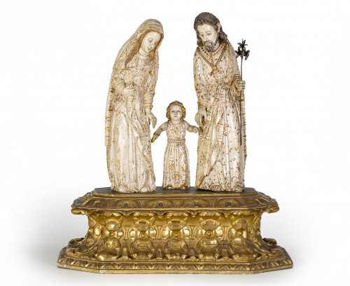 “Sagrada Familia” Grupo escultórico en marfil tallado, pol