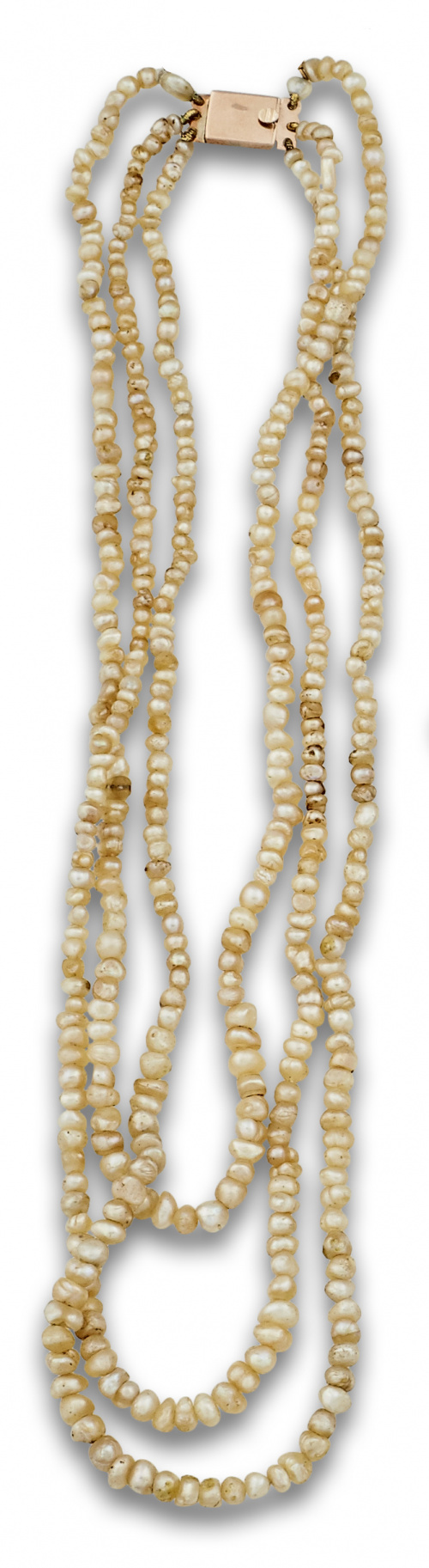 Collar de tres hilos de aljófar de perlas s.XIX con cierre 