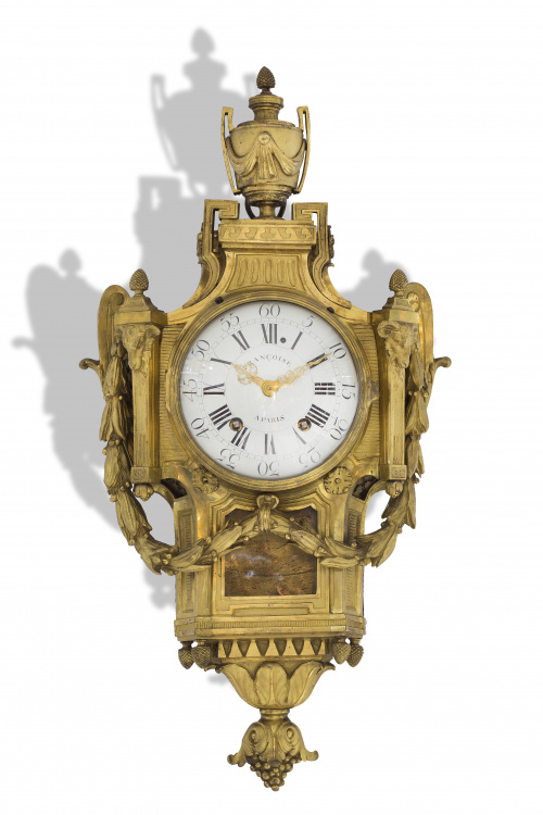 Françoise á Paris.Reloj de cartel Luis XVI de bronce dorad
