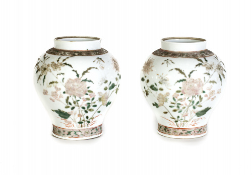 Pareja de tibores en porcelana. China, época República, S.
