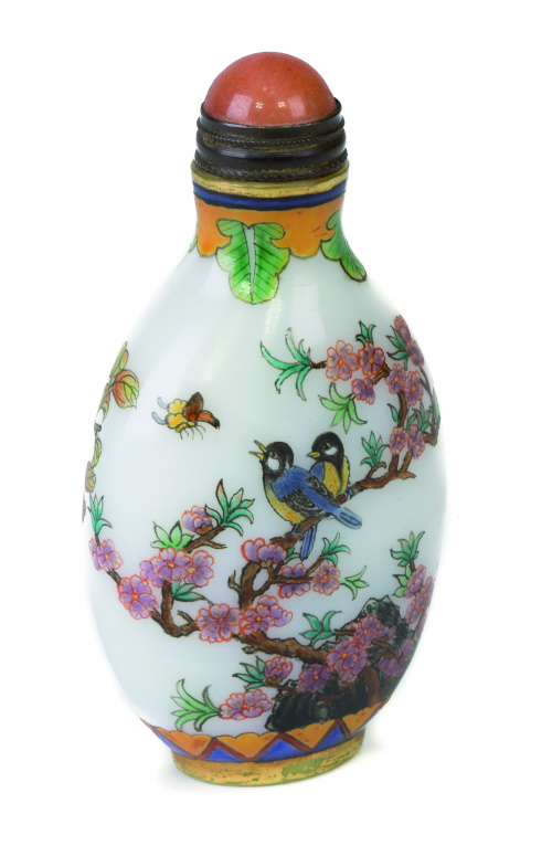 Dos snuff bottlesChina, finales de la Dinastía Qing, ff. S