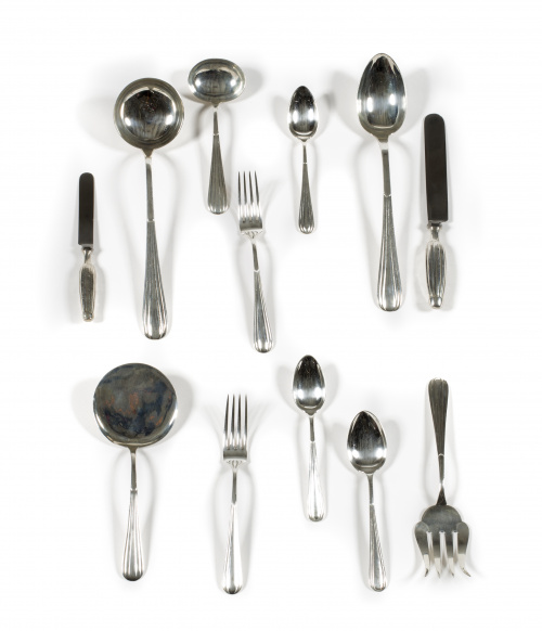 Cubertería en plata de ley 916, con diferentes marcas de Ma
