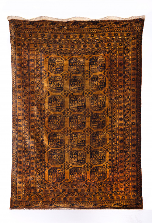 Alfombra persa con decoración geométrica, S. XX.