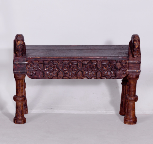 Banco indio hecho de madera antiguas, S. XVIII - XIX