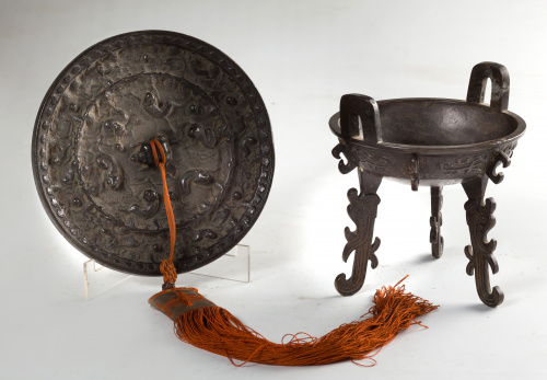 Espejo en bronce, Siguiendo modelos de la dinastía Han (200