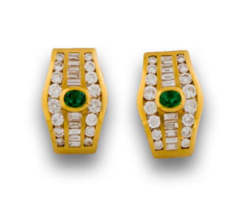 Pendientes con brillantes y diamantes talla baguette engast