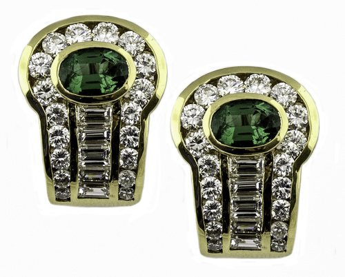 Pendientes en forma de banda que ensancha en parte superior