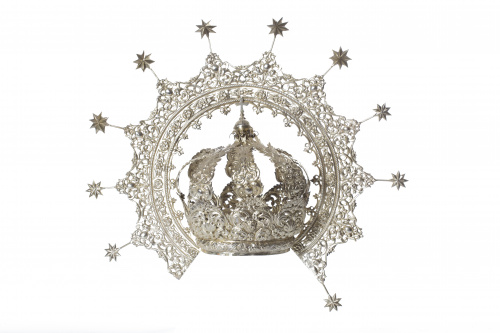 Corona de Virgen en plata, conformada, calada, repujada y c