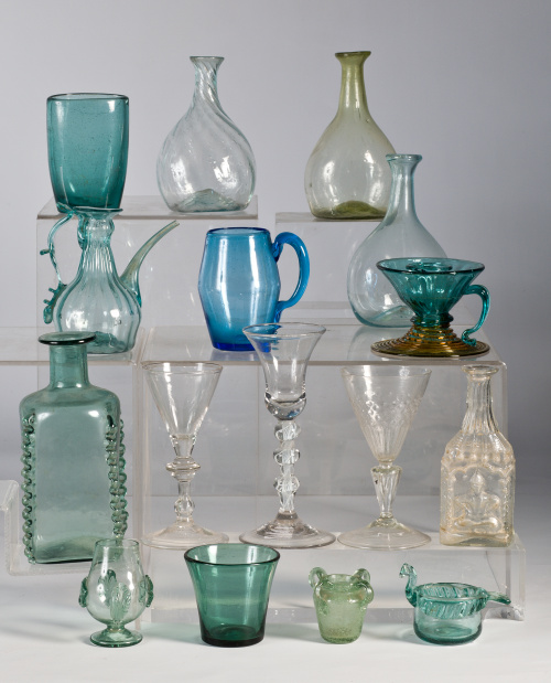 Vaso en vidrio verde.Castilla, S. XVIII-XIX.