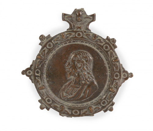 "Cristo de perfil".Medalla devocional en bronce patinado.