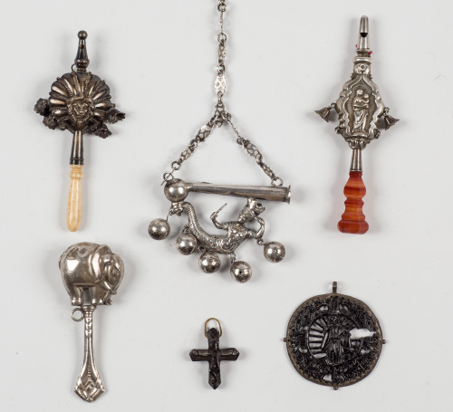 Sonajero en plata y hueso, S. XVIII-XIX.