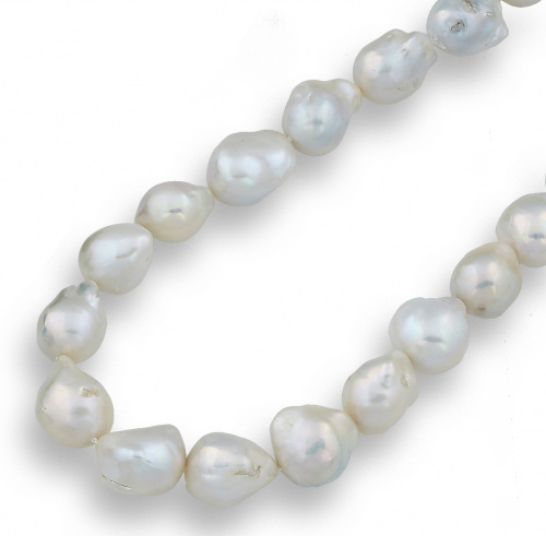 Collar de perlas Australianas barrocas de 19 a 15,50 mm de 