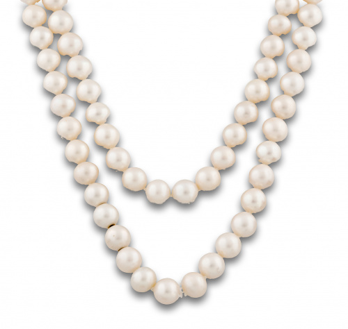 Collar largo de perlas de los Mares del Sur de 12 a 11,5 mm