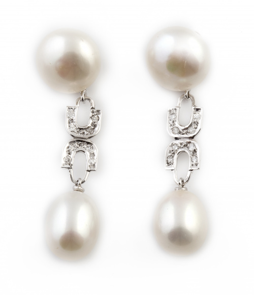 Pendientes largos con perla abotonada y perilla de perla co