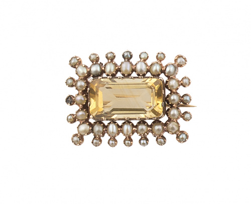 Broche de ff. S. XIX con cuarzo citrino rectangular con dob