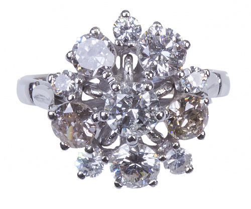 Sortija rosetón de brillantes en forma de flor, con brillan