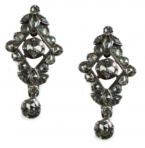 Pendientes largos de diamantes S. XVIII - XIX con rombo enc