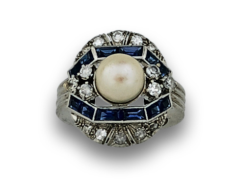 Sortija Art-Decó con perla ,zafiros calibrados y brillantes