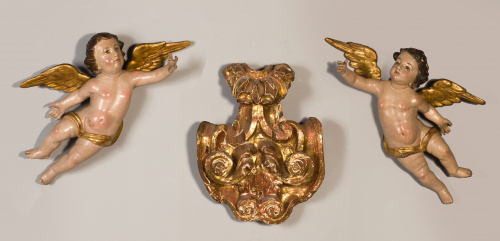 Remate de madera tallada y dorada.Trabajo español, S. XVIII