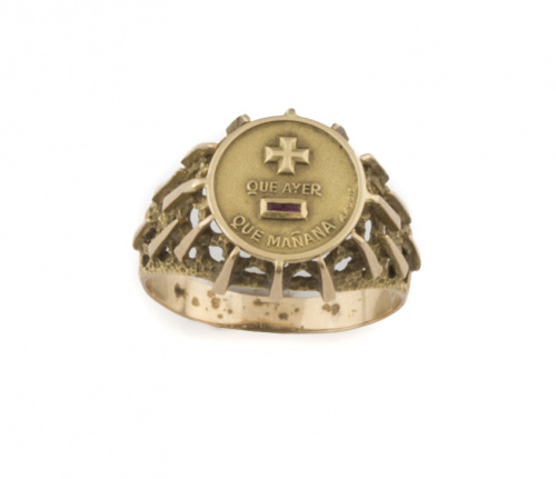 Sortija sello con “más que ayer,menos que mañana” de oro de