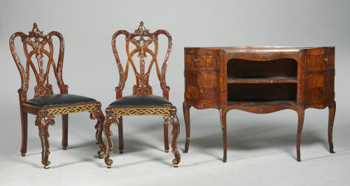 Pareja de sillas madera de caoba y madera dorada siguiendo 