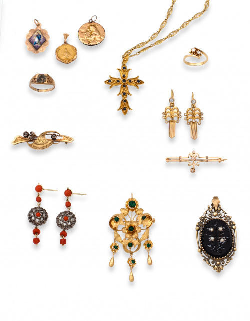 Pendientes años 40 con diamantes, en diseño de cascadas con