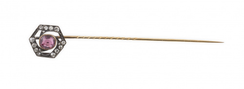 Alfiler de pp. S. XX con rosa de Francia orlada de brillant