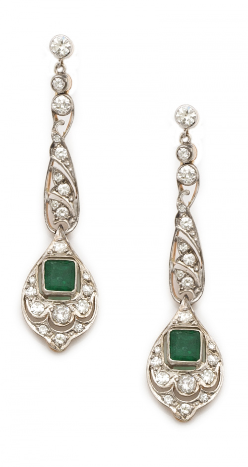 Pendientes largos de esmeraldas y brillantes de pp s. XX, e