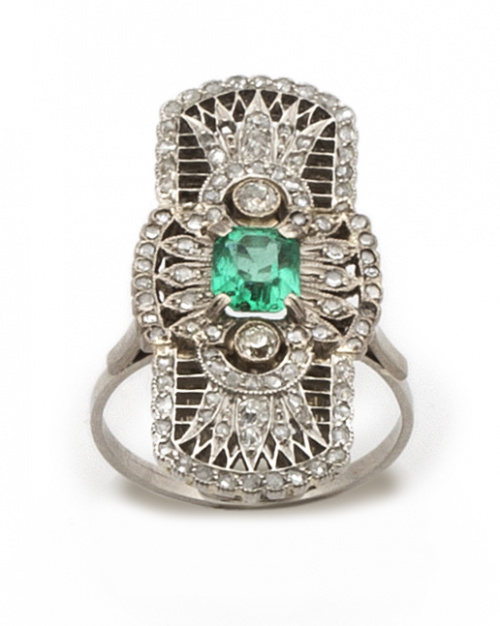 Elegante sortija lanzadera Art-Decó con esmeralda central 0