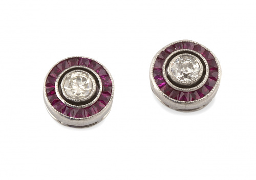 Pendientes ojo de perdiz con brillantes en chatón orlados d