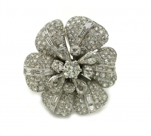 Importante sortija flor de brillantes años c.1930 realizada
