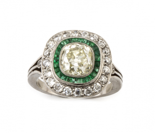 Sortija Art-Decó con brillante central de talla antigua de 