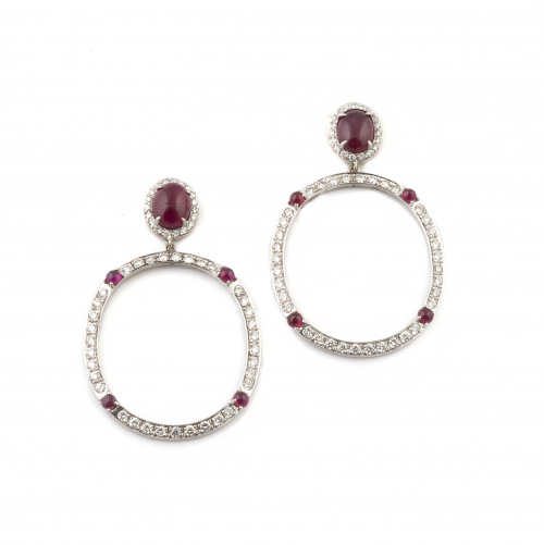 Pendientes con aros de brillantes y rubíes,colgantes de cab