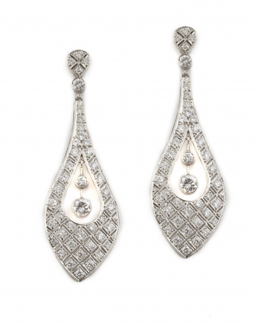 Pendientes largos con diseño de lágrima pavé de brillantes 