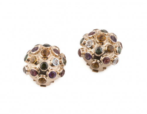 Conjunto de pendientes y broche años 40 con diseño de semie