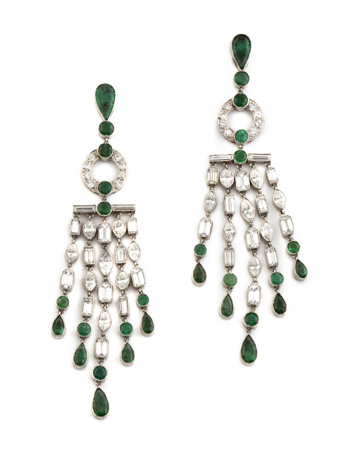 Pendientes largos Art-Decó con cascadas de diamantes talla 