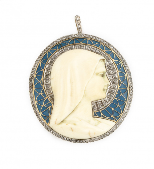 Gran medalla colgante Art-Decó con Virgen de marfil tallado