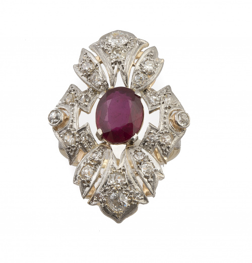 Sortija navette con centro de rubí oval de 3,20 ct en rombo