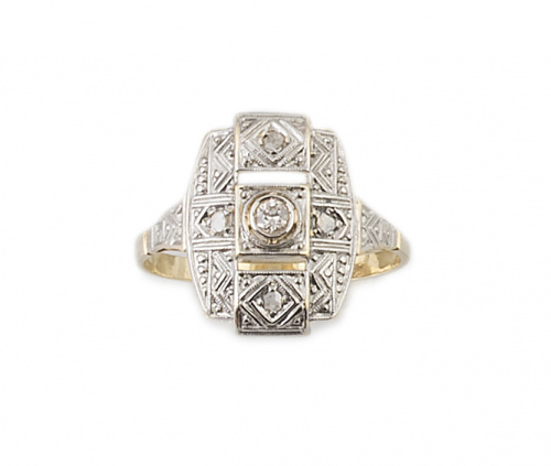 Sortija Art-Decó con brillante central en marco rectangular