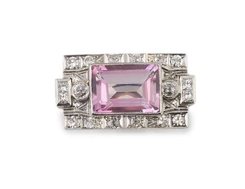 Sortija Art Decó con gran frente rectangular de rosa de Fra