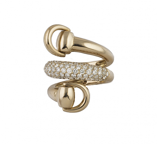 Sortija asimétrica con brazos exteriores rematados en estri