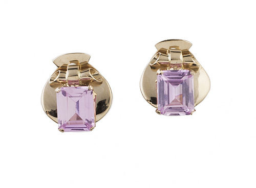 Pendientes años 40 con rosa de Francia sobre alerones de or